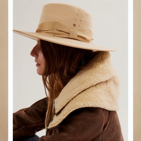 NWT Free People x Wyeth Atlas‎ Embellished Wool Hat Oatmeal Celestial Bohemian - Picture 1 of 9